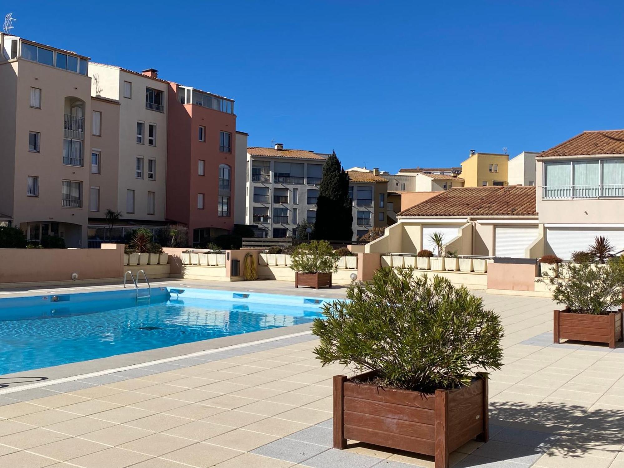 Studio Centre Port Avec Piscine Residence Port Richelieu Agde Exterior foto